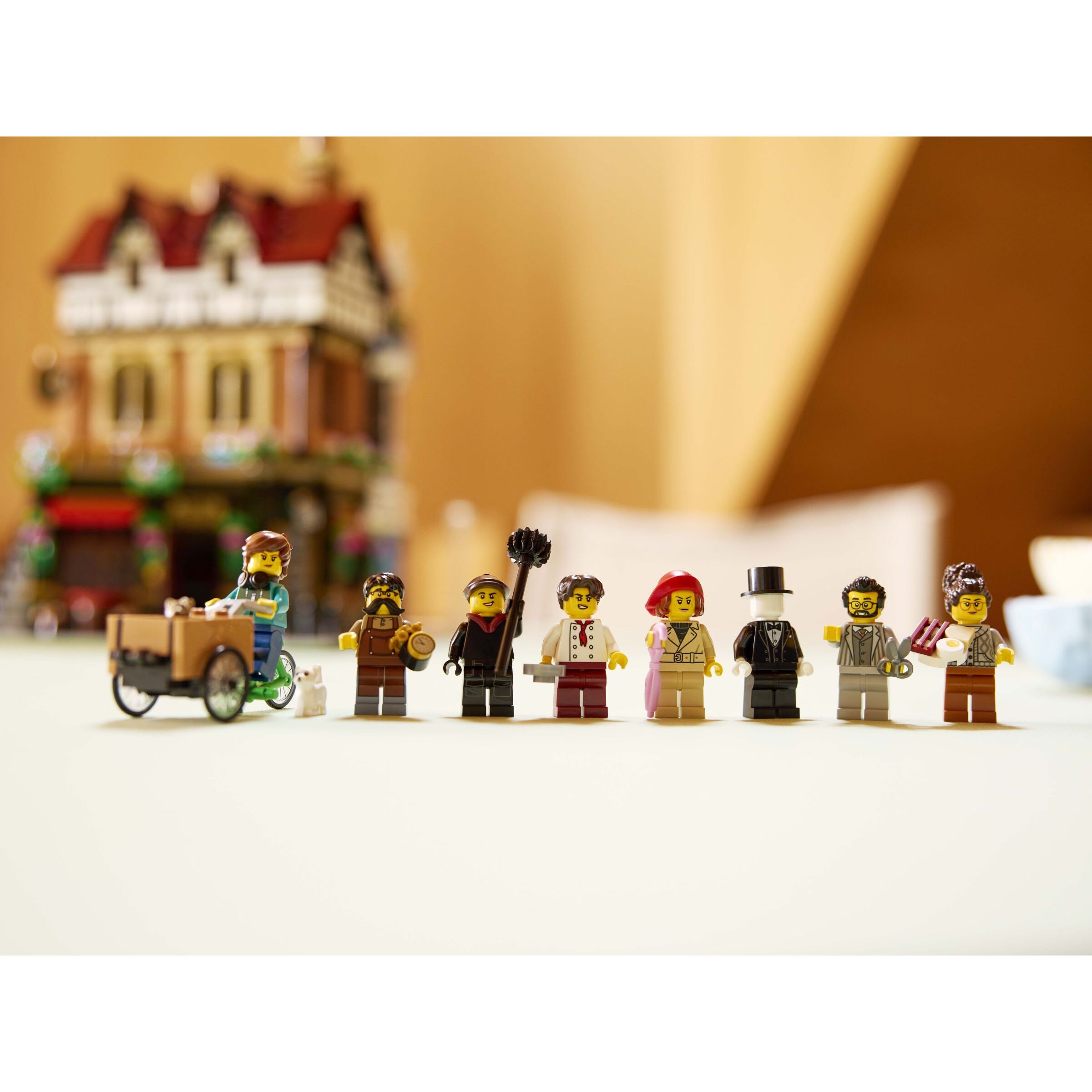 Tudor Corner - Image 12