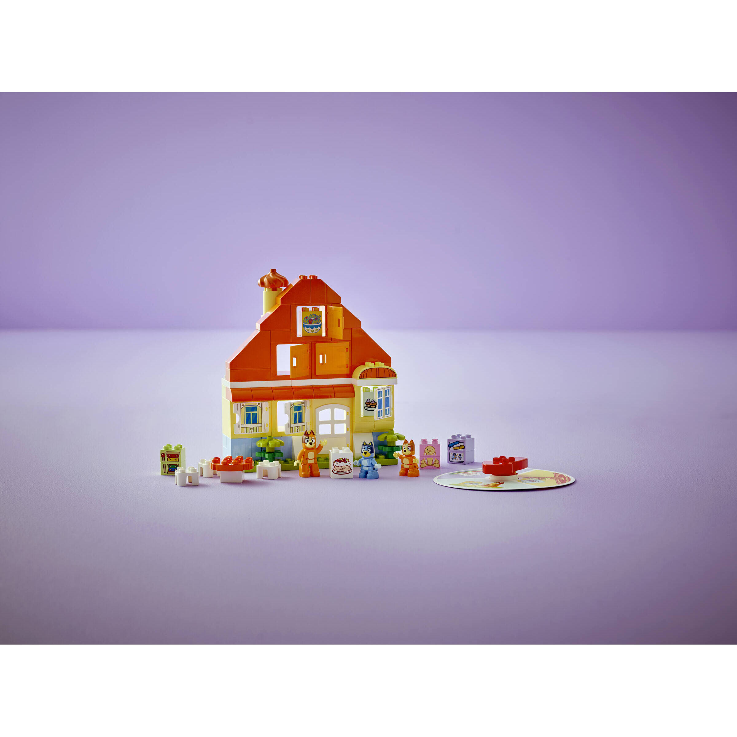 Bluey's Family House With Memory Game - Image 8