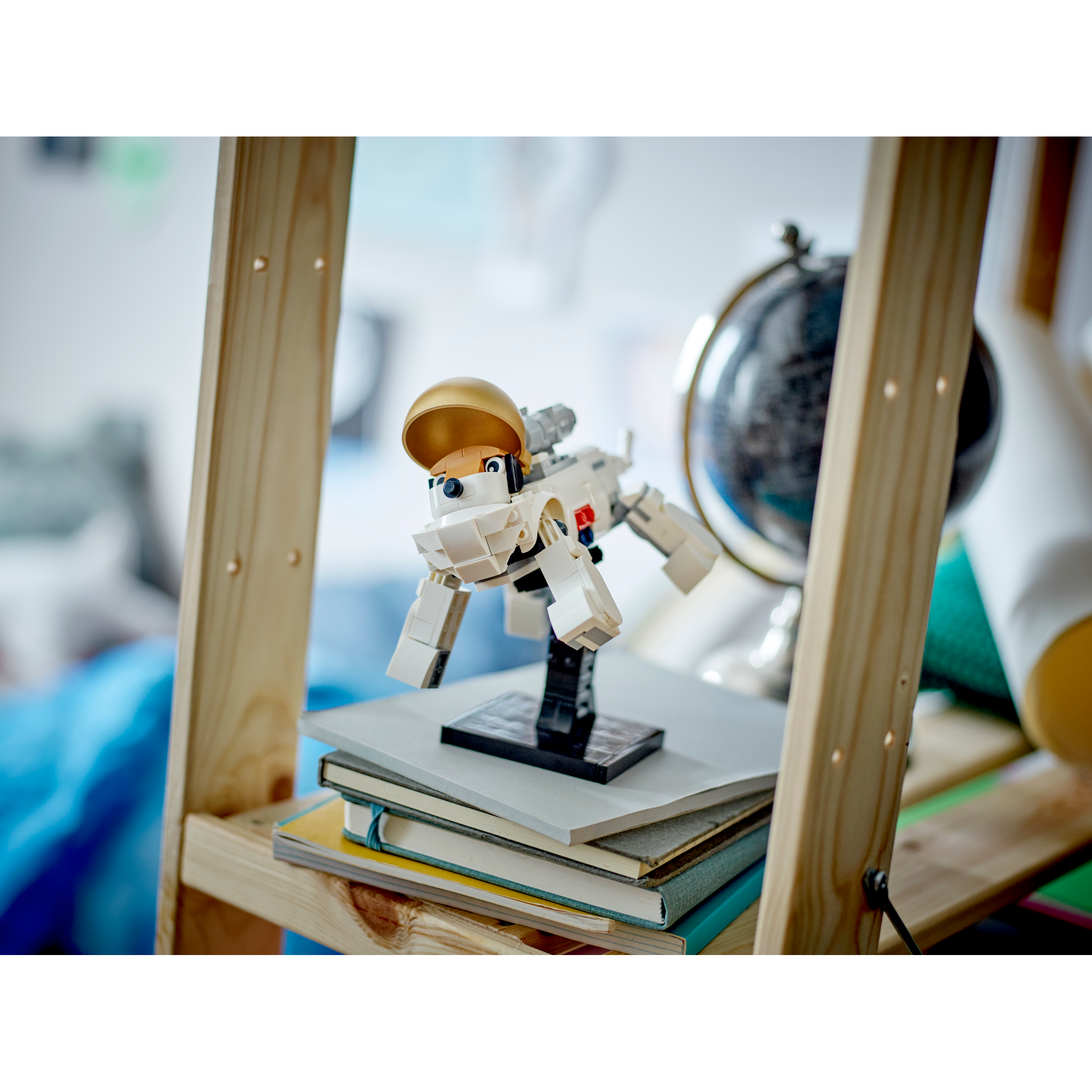 Space Astronaut - Image 11