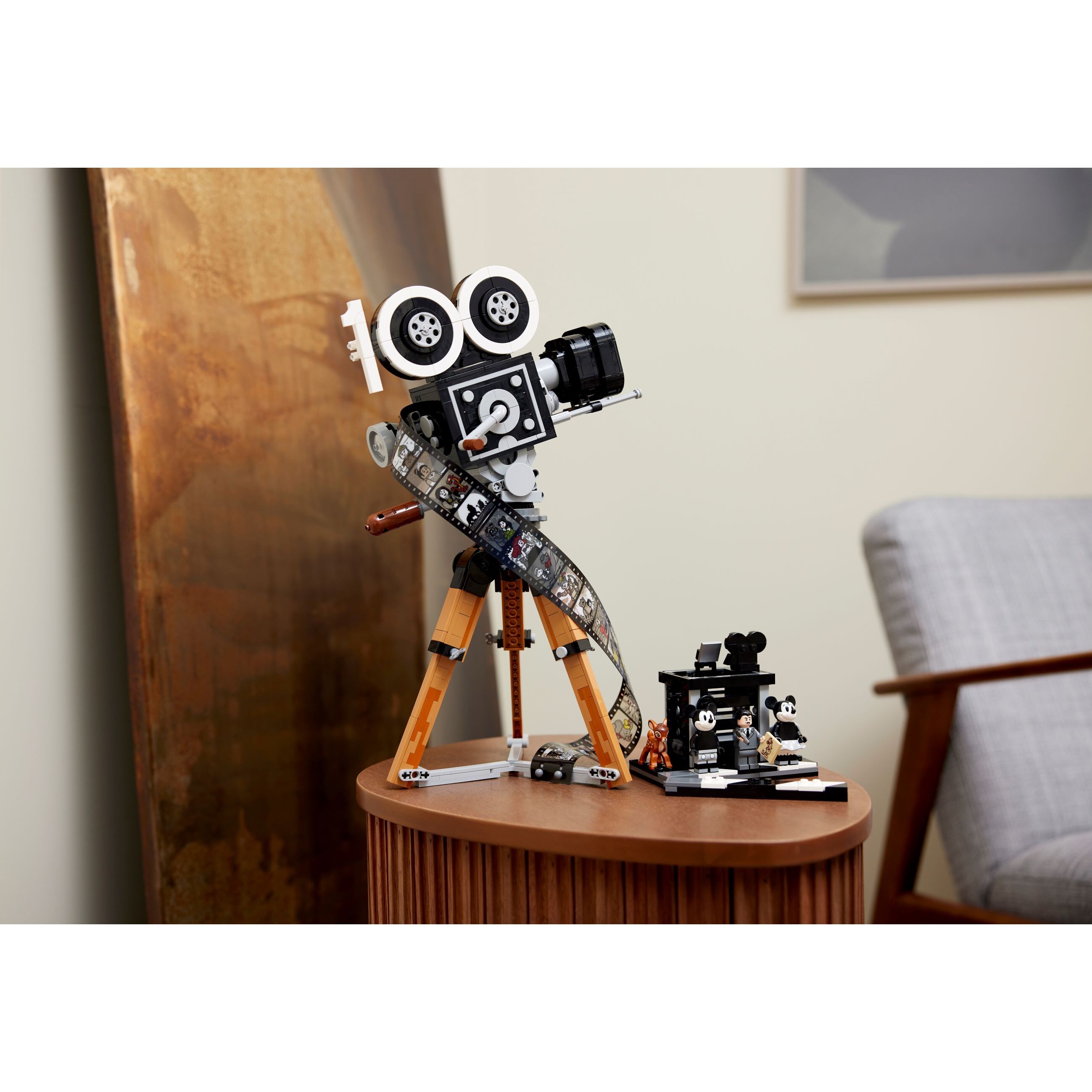 Walt Disney Tribute Camera - Image 12