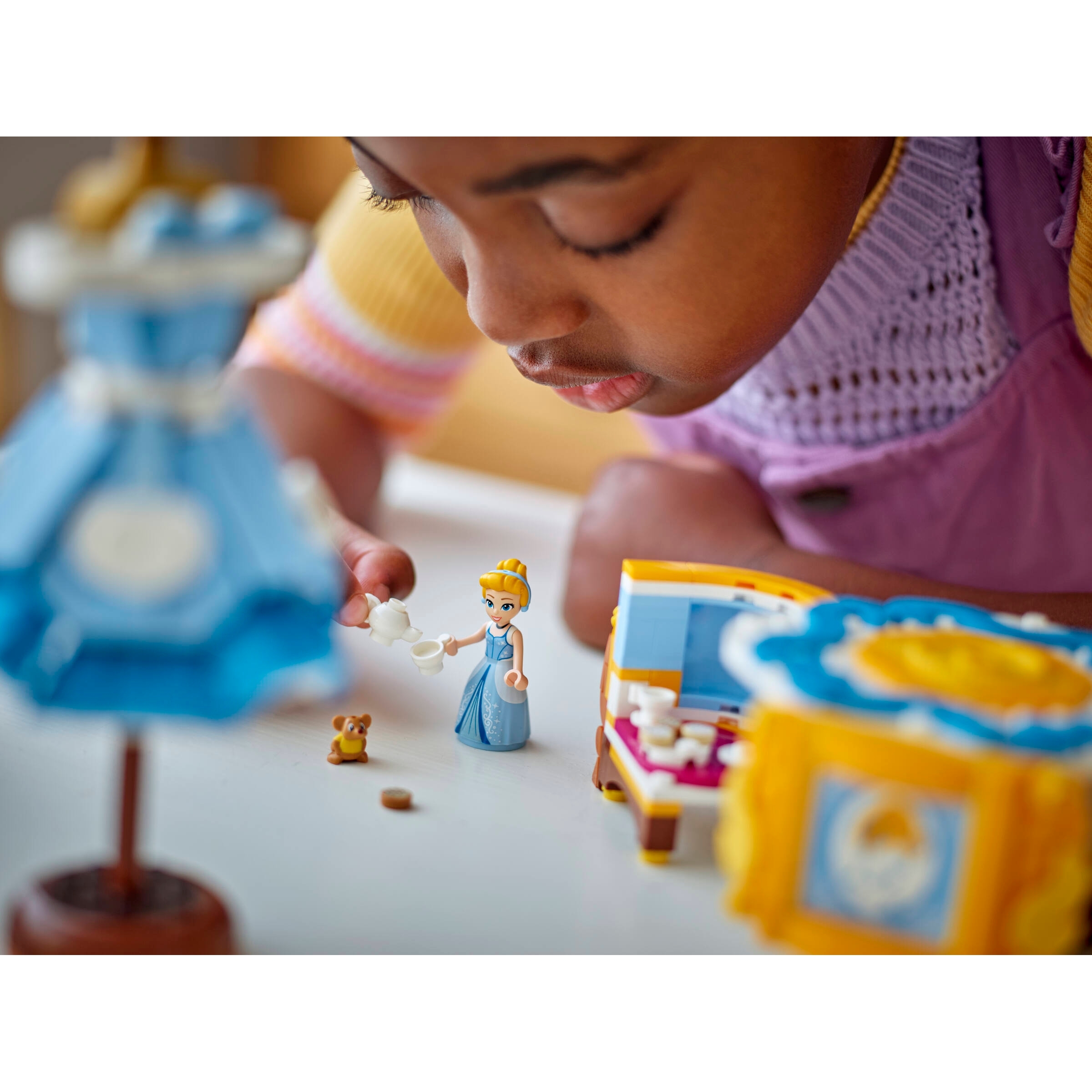 Cinderella's Dress - Image 9