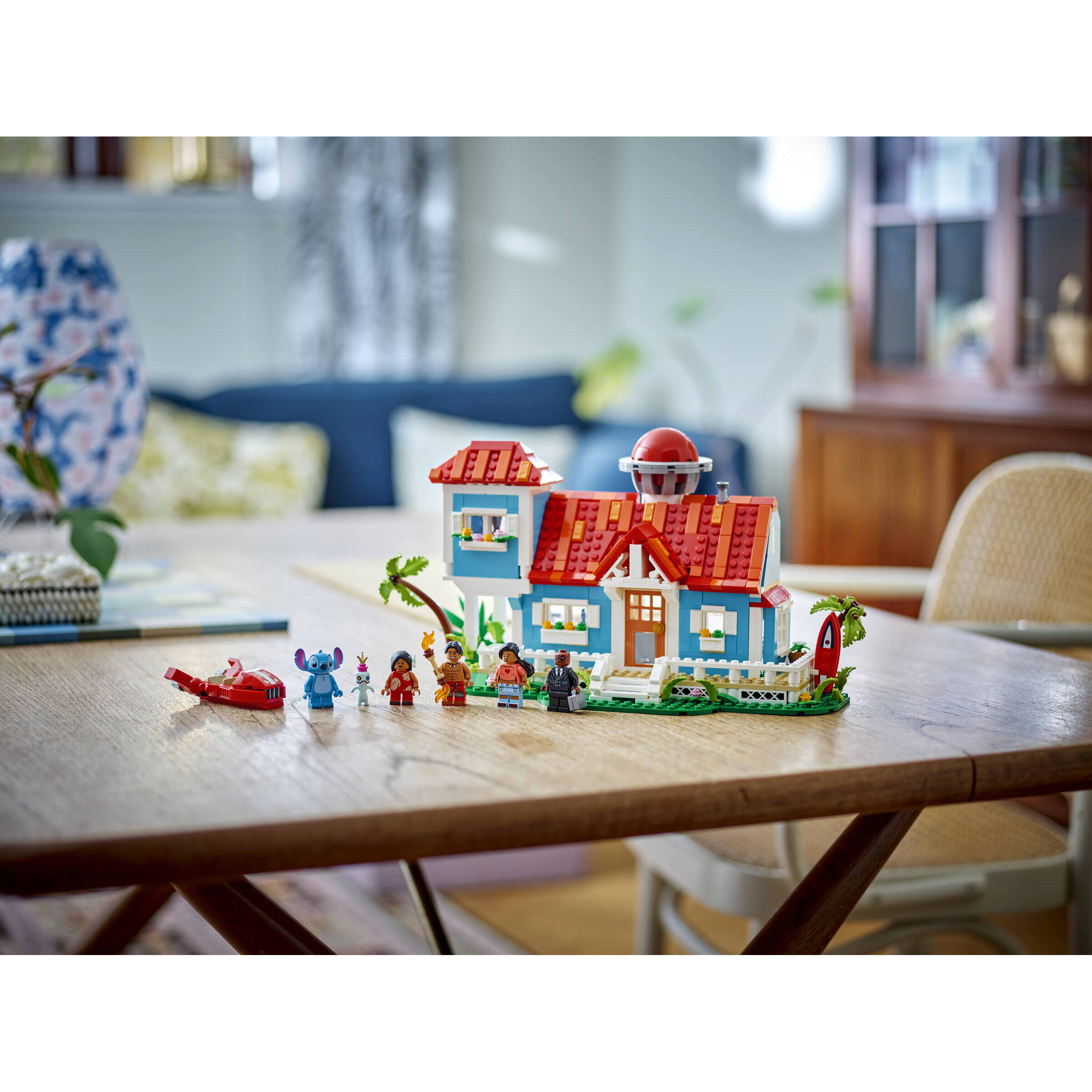 Lilo And Stitch Beach House - Image 8