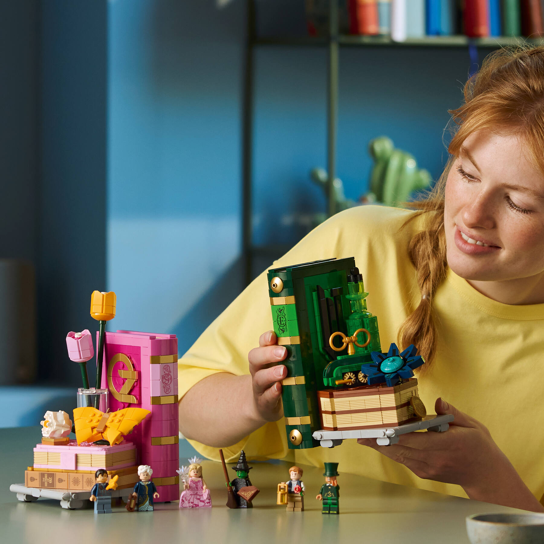 Glinda & Elphaba Bookends - Image 9