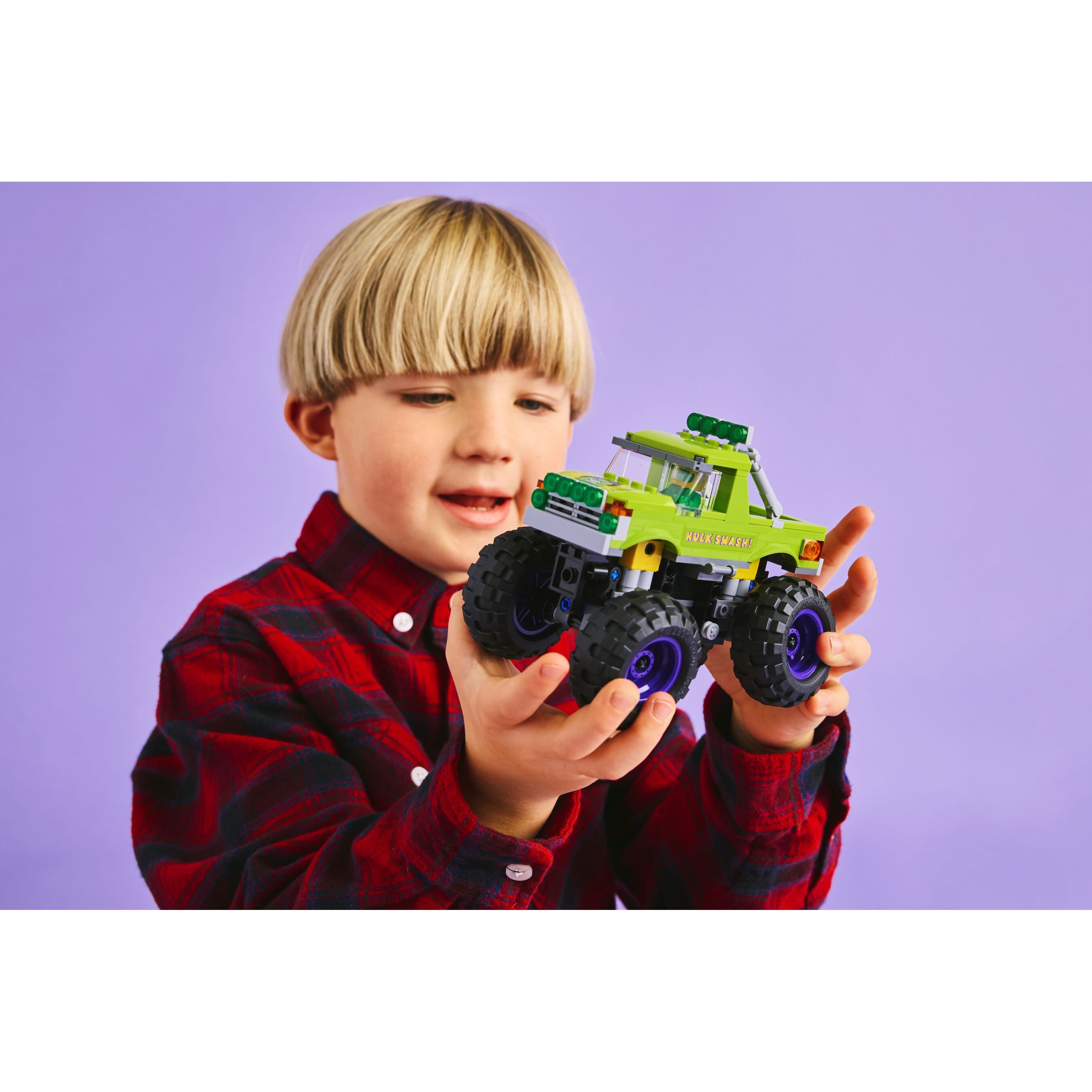 The Hulk Truck Vs. Thanos - Image 5
