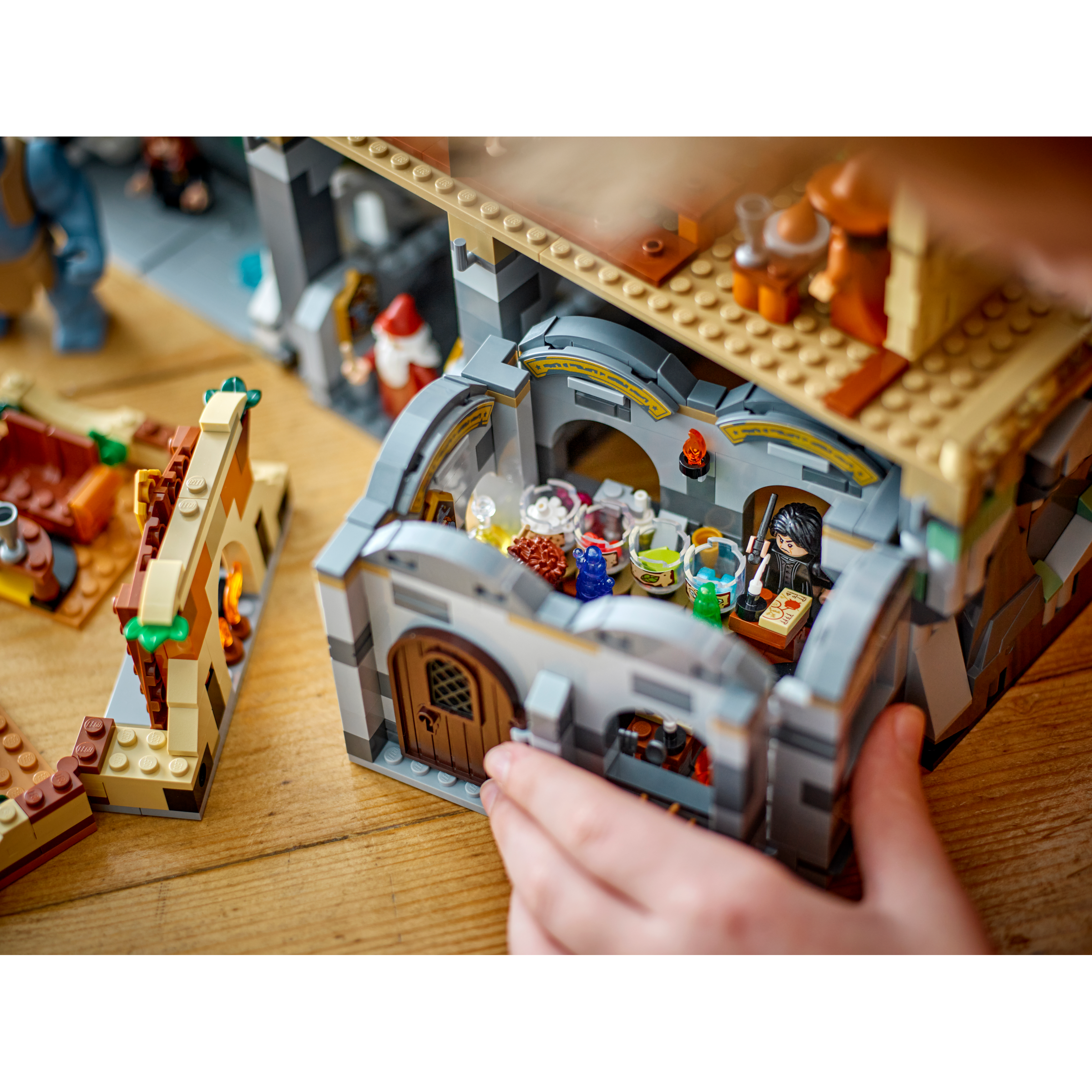 Hogwarts Castle: The Great Hall - Image 10